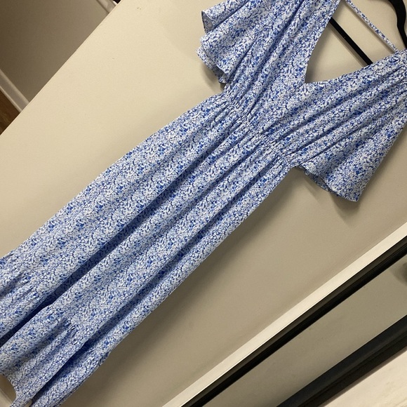 MATERNITY AND POST PARTUM WRAP DRESS BLUE FLORAL PRINT V BACK AND TRUE WRAP - Picture 12 of 15